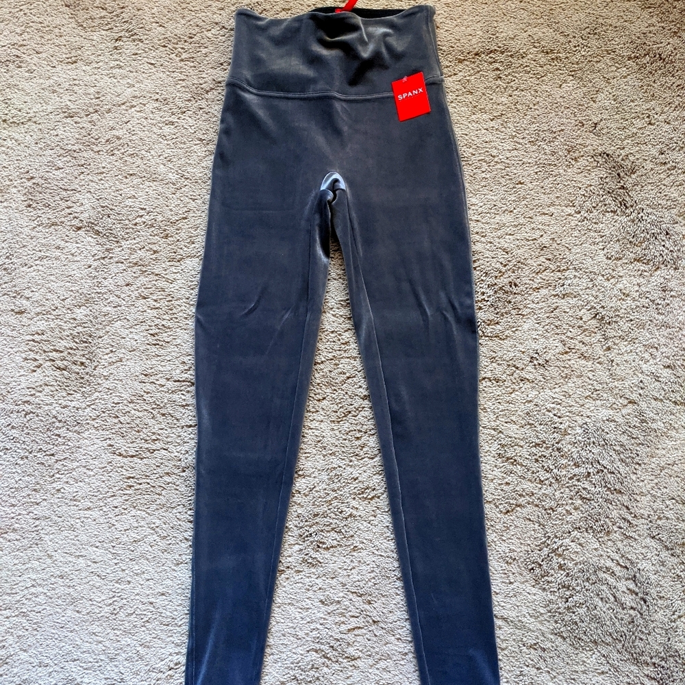 Spanx Faux Velvet Leggings Medium
